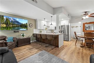 19160 Avenue Of The Oaks B, Newhall, CA 91321