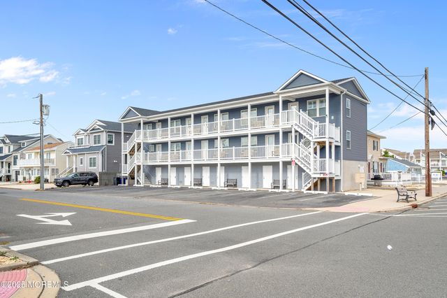 1806 Grand Central Avenue 10, Lavallette, NJ 08735