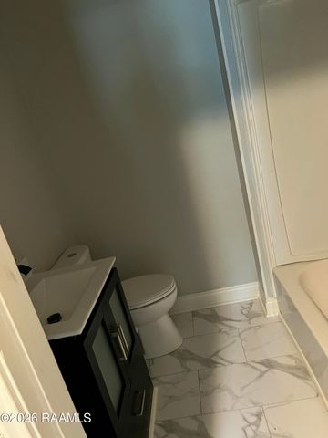 715 E Plaquemine Street, Jennings, LA 70546