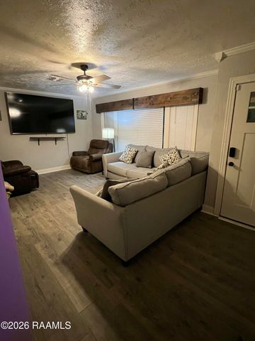 715 E Plaquemine Street, Jennings, LA 70546