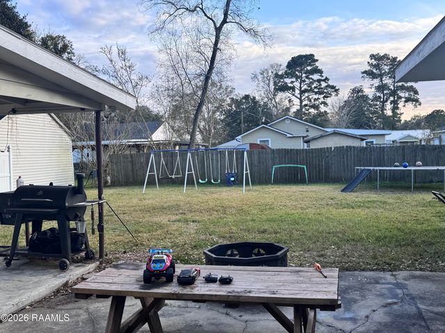 715 E Plaquemine Street, Jennings, LA 70546