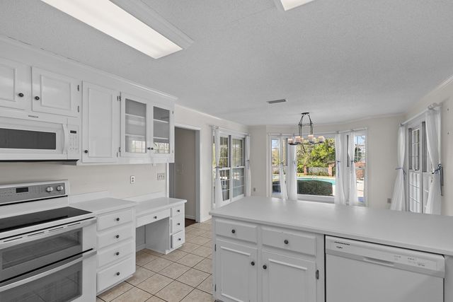 102 Ormond Court, Dothan, AL 36303