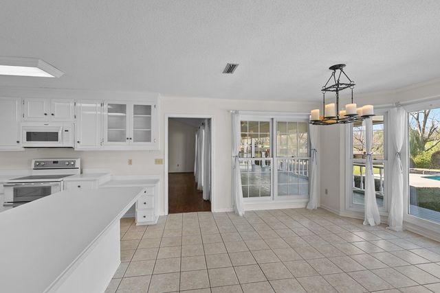 102 Ormond Court, Dothan, AL 36303