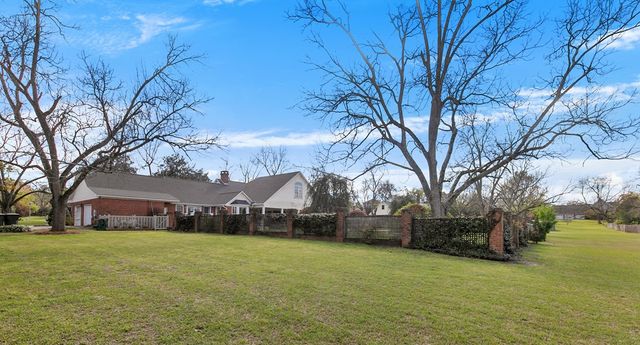 102 Ormond Court, Dothan, AL 36303