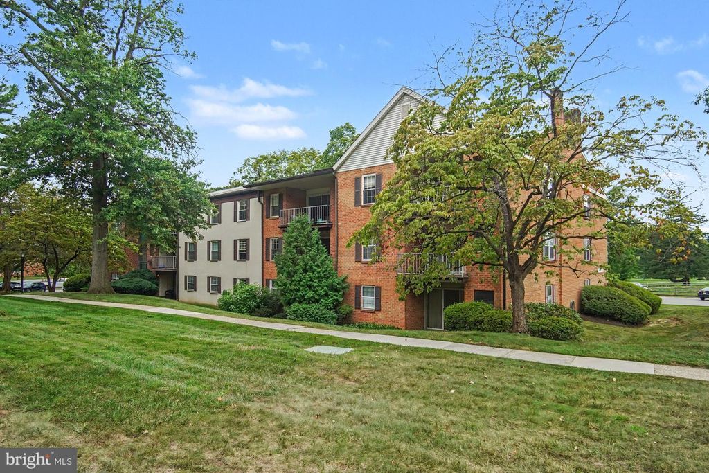 294 DRUMMERS LN #294, Wayne, PA 19087 — photo 3