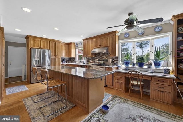 3934 RECTORTOWN RD, Marshall, VA 20115