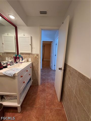 126 Oakside ST, Lehigh Acres, FL 33936