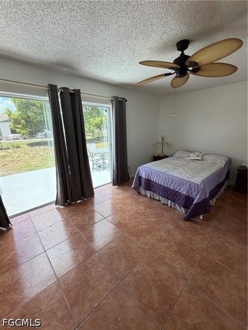 126 Oakside ST, Lehigh Acres, FL 33936
