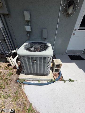 126 Oakside ST, Lehigh Acres, FL 33936