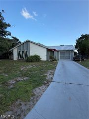 126 Oakside ST, Lehigh Acres, FL 33936
