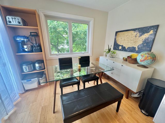 1460 Seven Pines Road 2A, Schaumburg, IL 60193