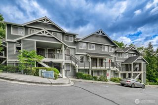 19010 68th Avenue NE #B202, Kenmore, WA 98028