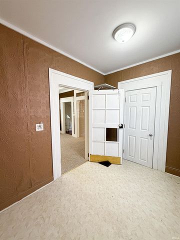 1124 W Jefferson Boulevard, Fort Wayne, IN 46802
