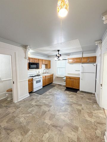 1124 W Jefferson Boulevard, Fort Wayne, IN 46802