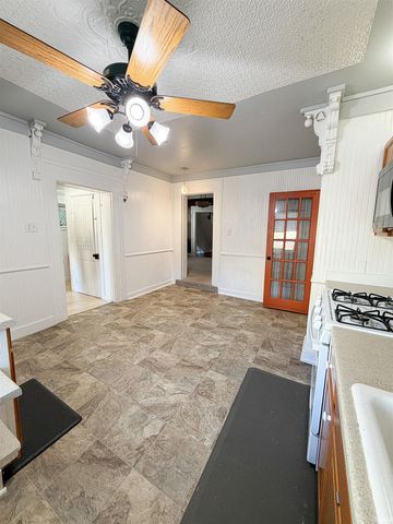 1124 W Jefferson Boulevard, Fort Wayne, IN 46802