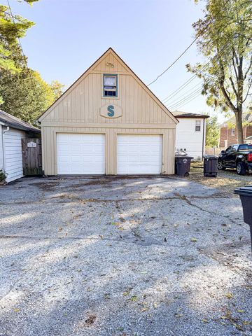 1124 W Jefferson Boulevard, Fort Wayne, IN 46802