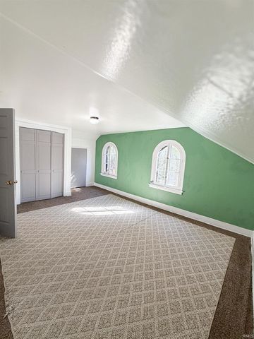 1124 W Jefferson Boulevard, Fort Wayne, IN 46802