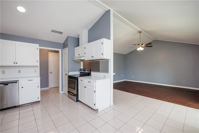 7438 Whisper Wind St, Corpus Christi, TX 78412