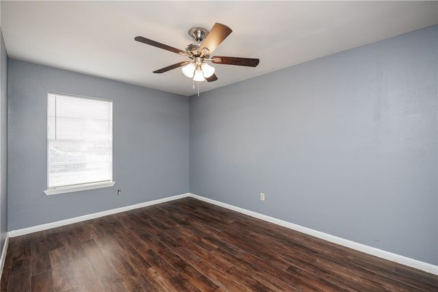 7438 Whisper Wind St, Corpus Christi, TX 78412