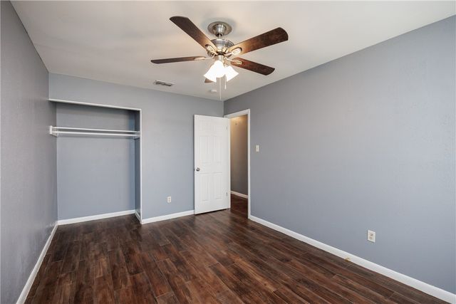 7438 Whisper Wind St, Corpus Christi, TX 78412