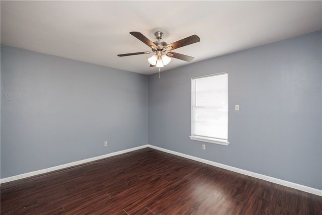 7438 Whisper Wind St, Corpus Christi, TX 78412