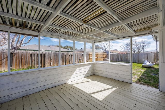 7438 Whisper Wind St, Corpus Christi, TX 78412