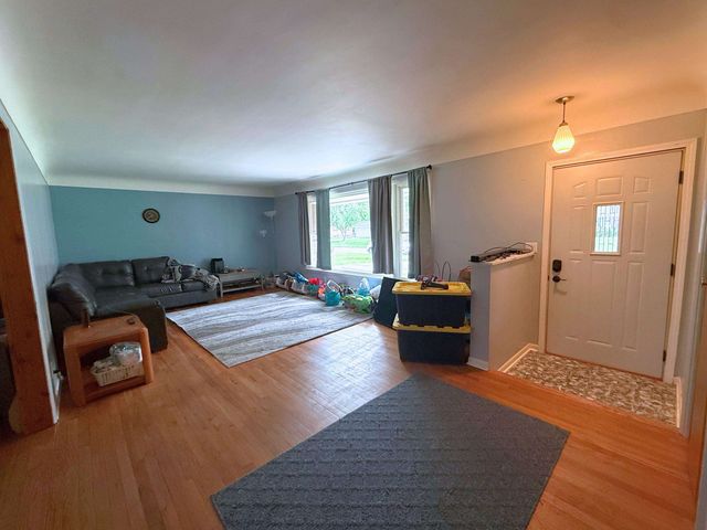 11477 Colonial Woods Drive, Clio, MI 48420