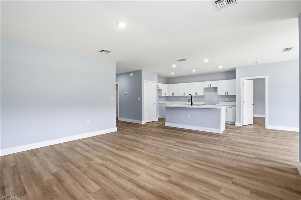 Image 15 of property listing at 2720 NW 20th TER, Cape Coral, FL 33993