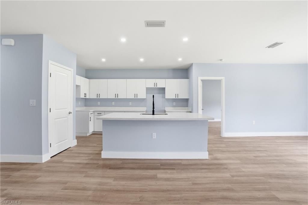 Image 17 of property listing at 2720 NW 20th TER, Cape Coral, FL 33993