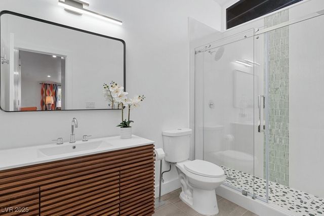 3333 Seminole Circle, Las Vegas, NV 89169