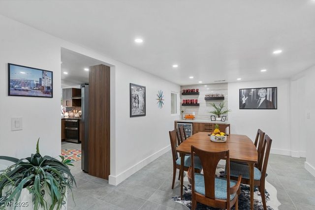 3333 Seminole Circle, Las Vegas, NV 89169