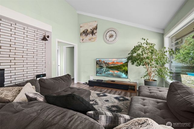 2439 Loerland Lane, Oak Harbor, WA 98277
