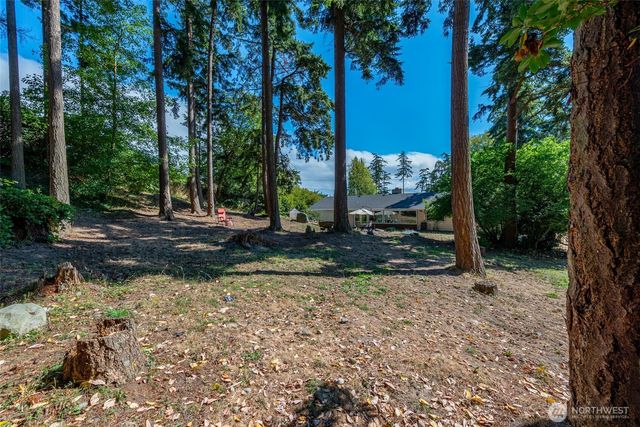 2439 Loerland Lane, Oak Harbor, WA 98277