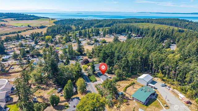 2439 Loerland Lane, Oak Harbor, WA 98277