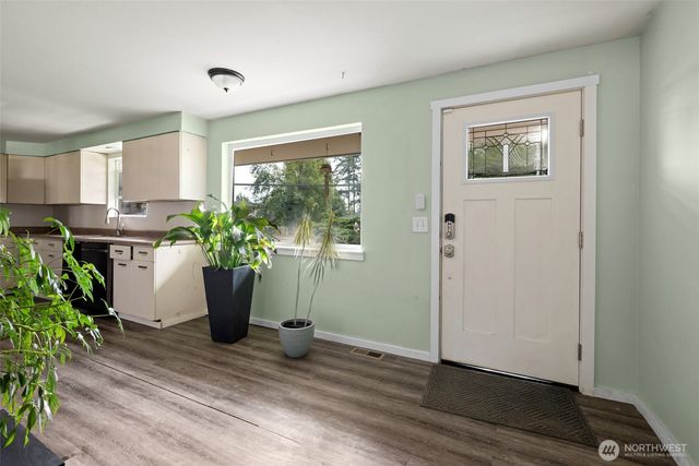 2439 Loerland Lane, Oak Harbor, WA 98277