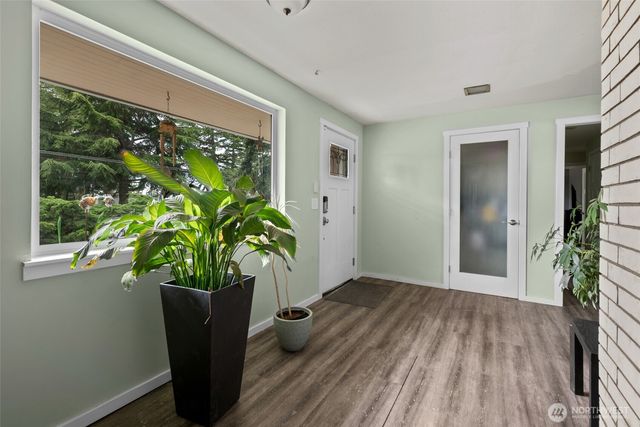 2439 Loerland Lane, Oak Harbor, WA 98277
