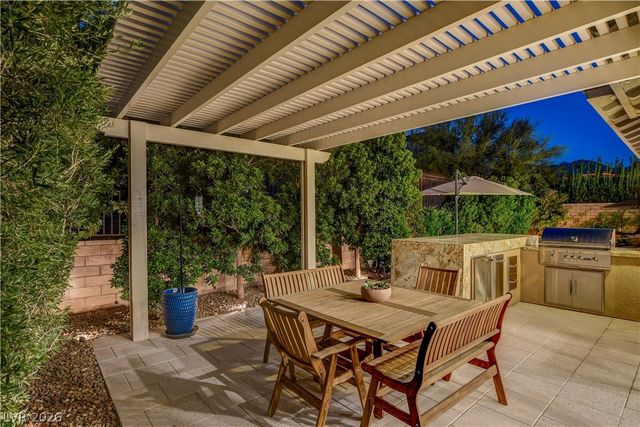 83 Basque Coast Street, Las Vegas, NV 89138