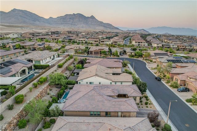 83 Basque Coast Street, Las Vegas, NV 89138