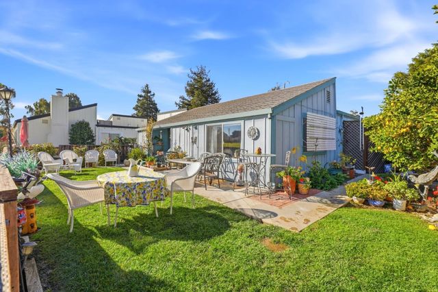 304 Ridgemark Drive, Hollister, CA 95023