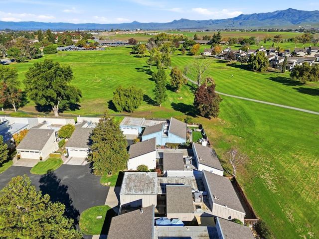 304 Ridgemark Drive, Hollister, CA 95023