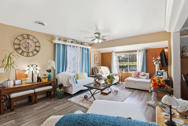 304 Ridgemark Drive, Hollister, CA 95023