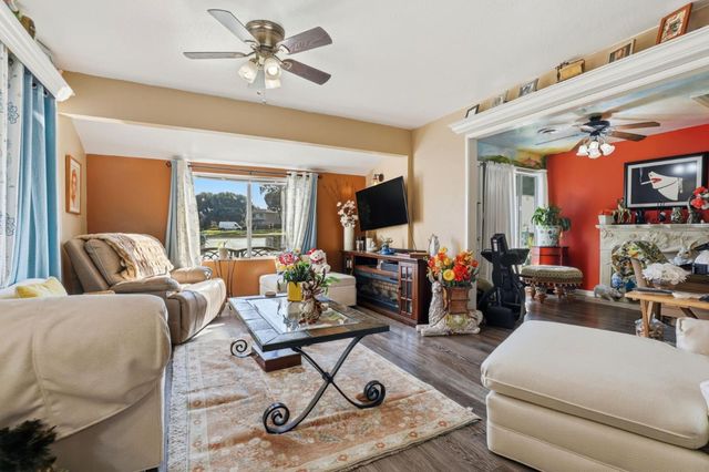 304 Ridgemark Drive, Hollister, CA 95023