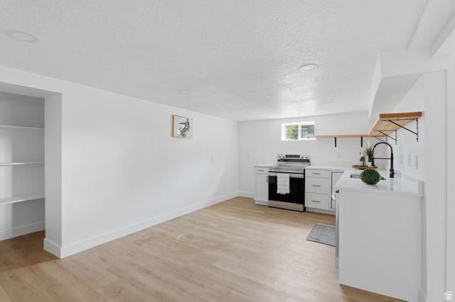 975 N 200 W, Pleasant Grove, UT 84062