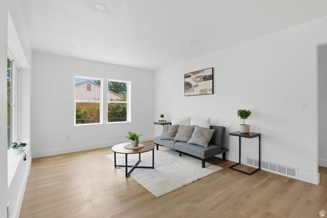 975 N 200 W, Pleasant Grove, UT 84062