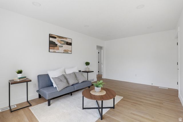975 N 200 W, Pleasant Grove, UT 84062