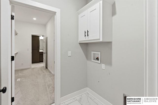 19014 Acorn Drive, Gretna, NE 68028