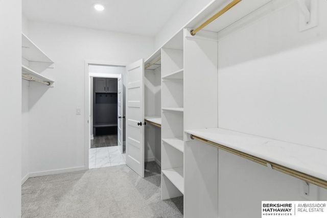 19014 Acorn Drive, Gretna, NE 68028