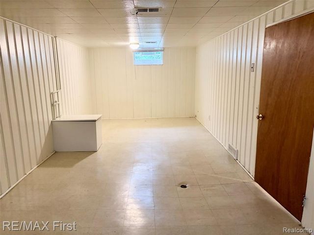 317 E Webster Road, Royal Oak, MI 48073