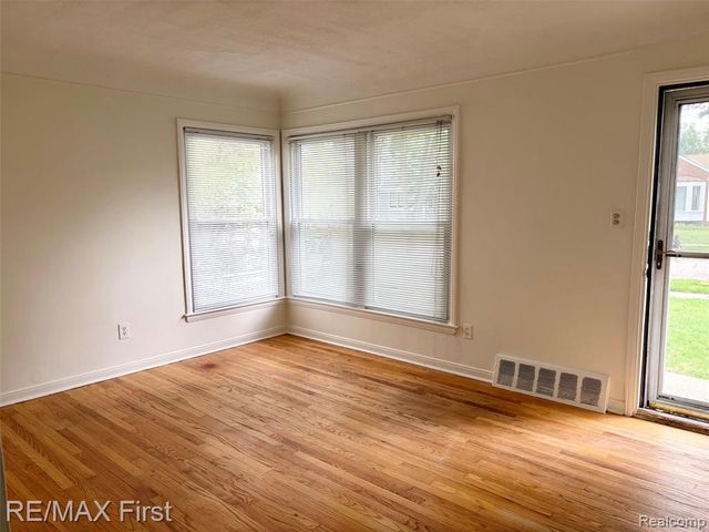 317 E Webster Road, Royal Oak, MI 48073