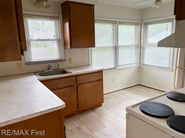 317 E Webster Road, Royal Oak, MI 48073